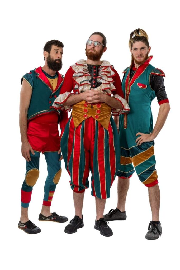 מופע קרקס לחגים - שלישית בומבה